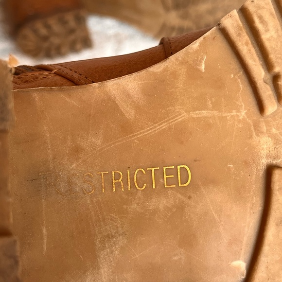 Great booties to transition into spring! ✨🌸 - Picture 8 of 8